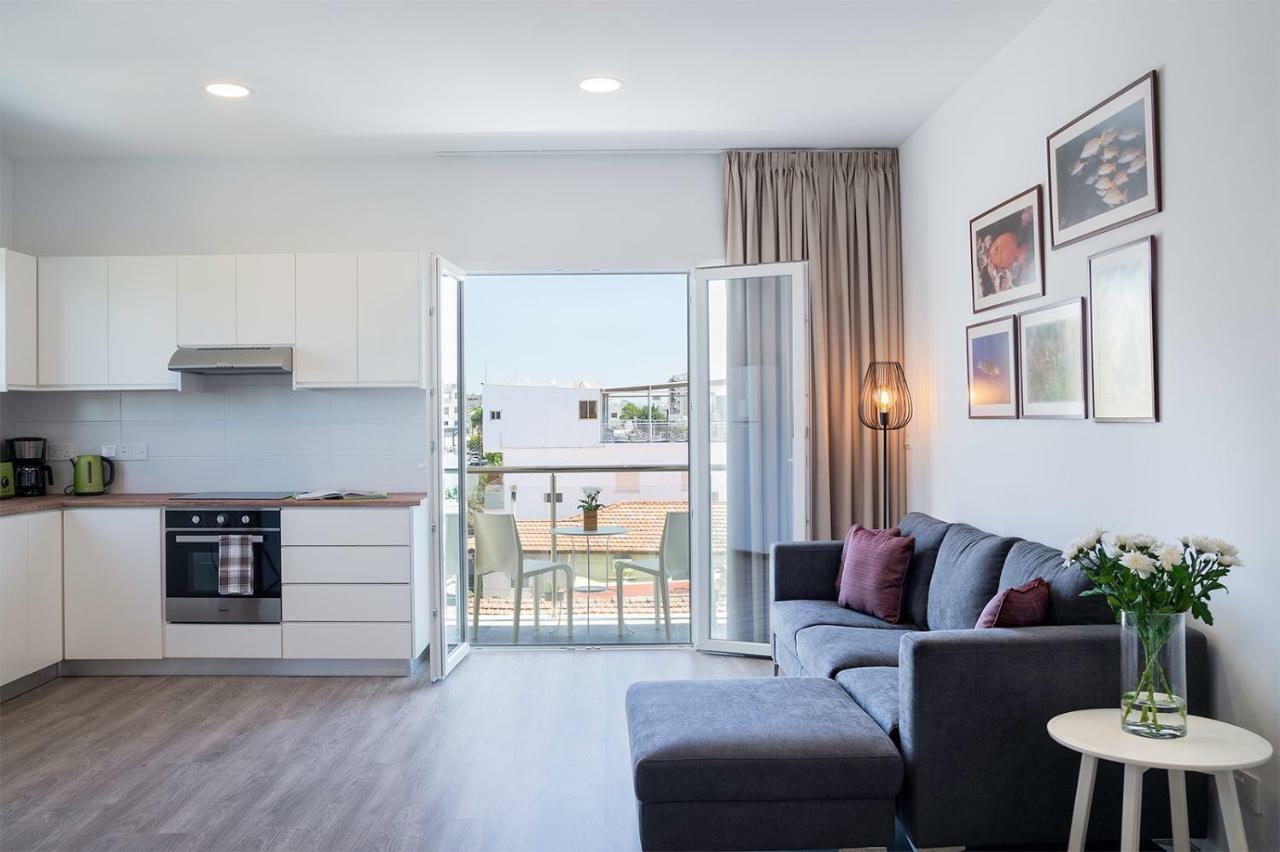 Silver Apartment - Central 利马索尔 外观 照片