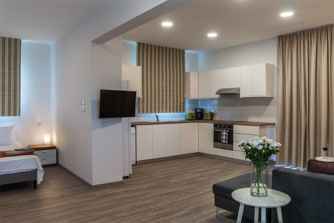 Silver Apartment - Central 利马索尔 外观 照片
